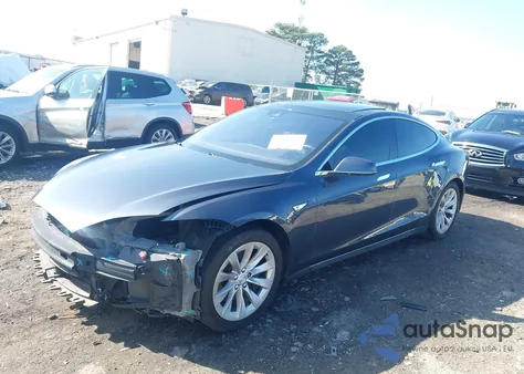 2016 Tesla Model S 60/70/75/85 z USA, uszkodzony, nr VIN 5YJSA1E1XGF136953